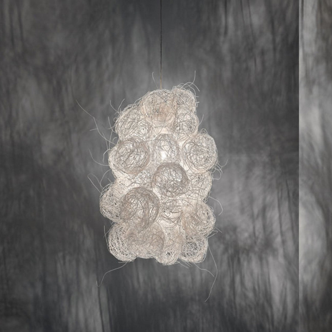 Blum Pendant Lamp by A Emotional Light – handcrafted white steel-thread luxury pendant lamp inspired by art, nature, and modern lighting design.