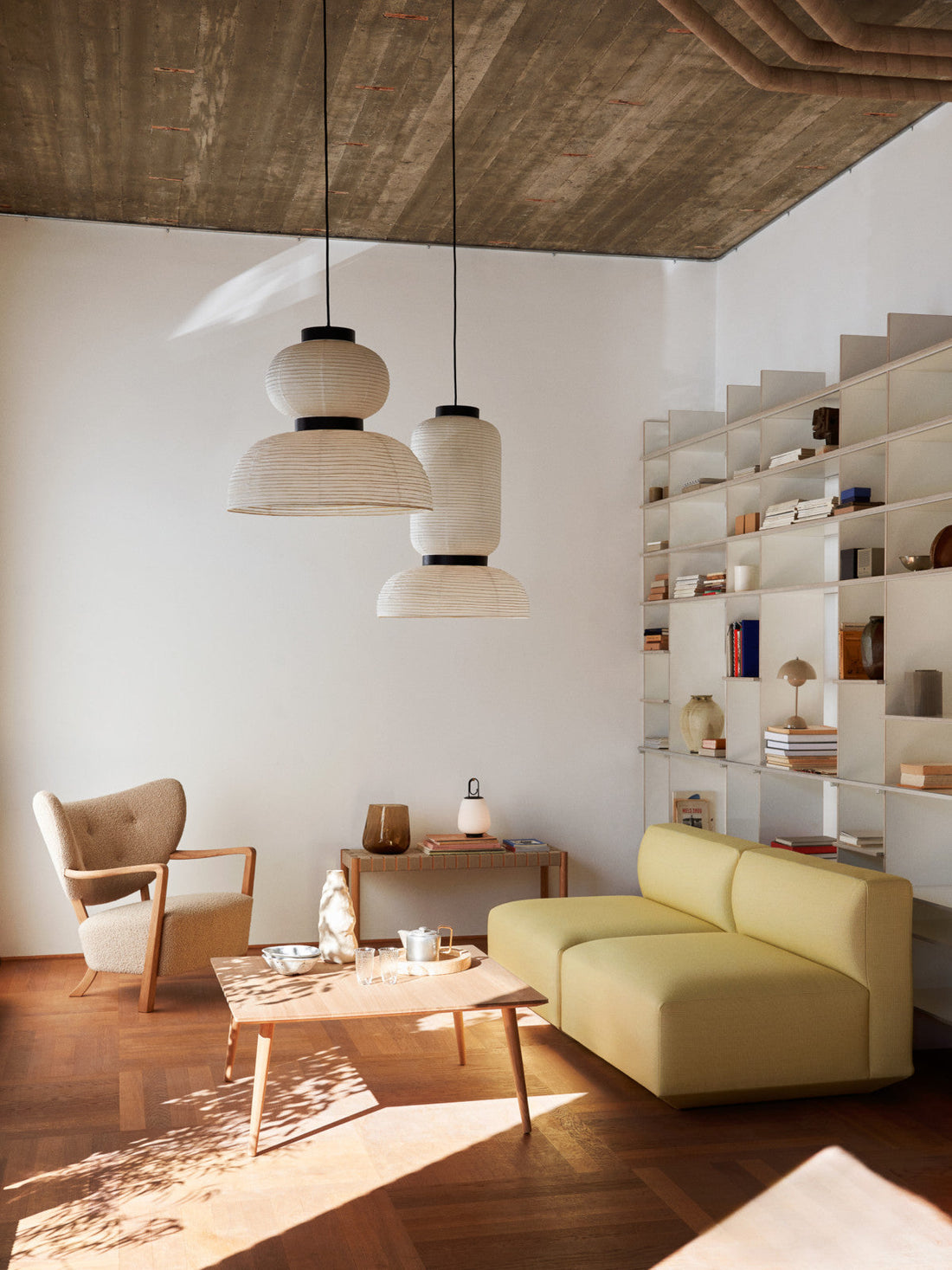 Formakami JH3 by &Tradition – Scandinavian minimalism meets Asian lantern design in ivory paper and black oak