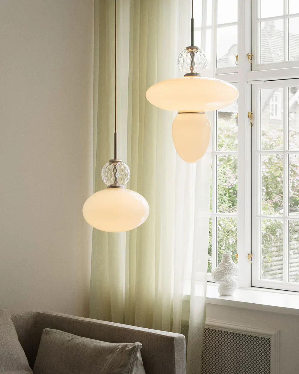 Chic and Classy: How to Choose the Perfect Luxury Pendant Light