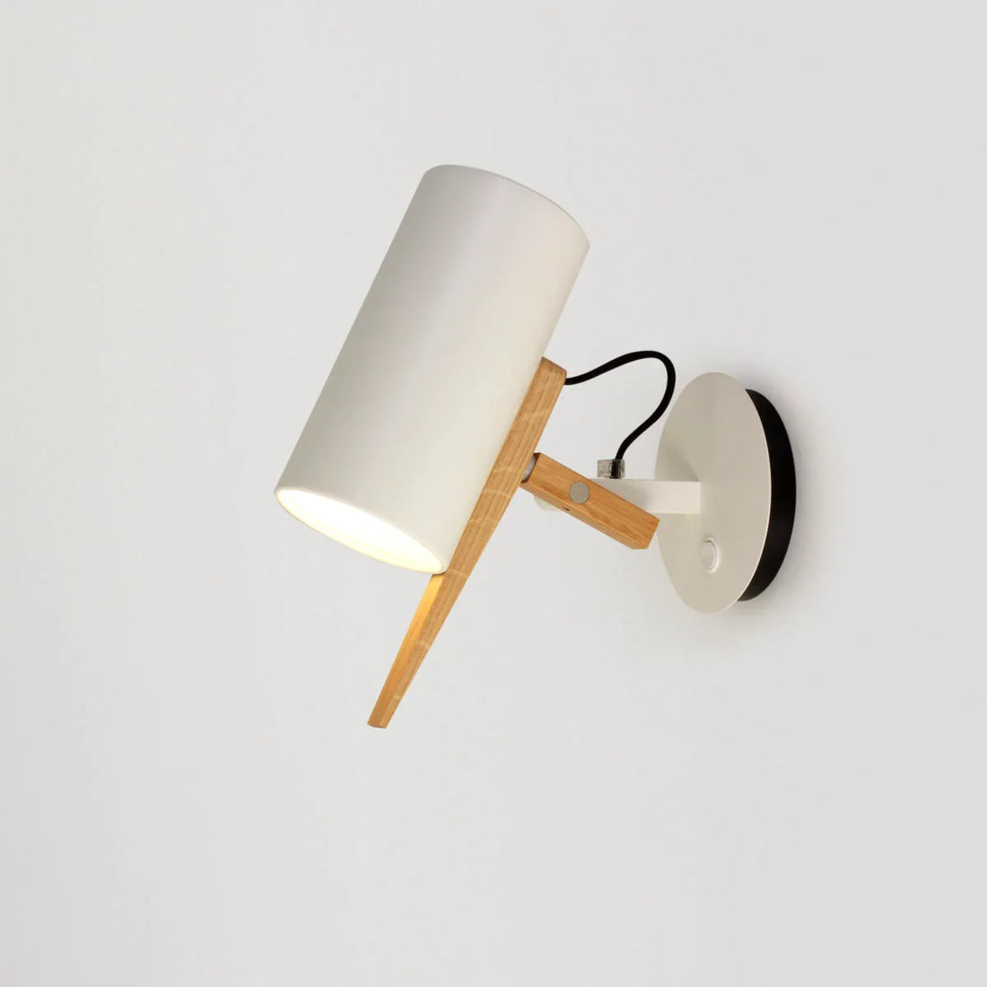 modern designer wall lamps, under statement light pendants, lights dining room hanging, wall hanging pendant lights, understated lighting