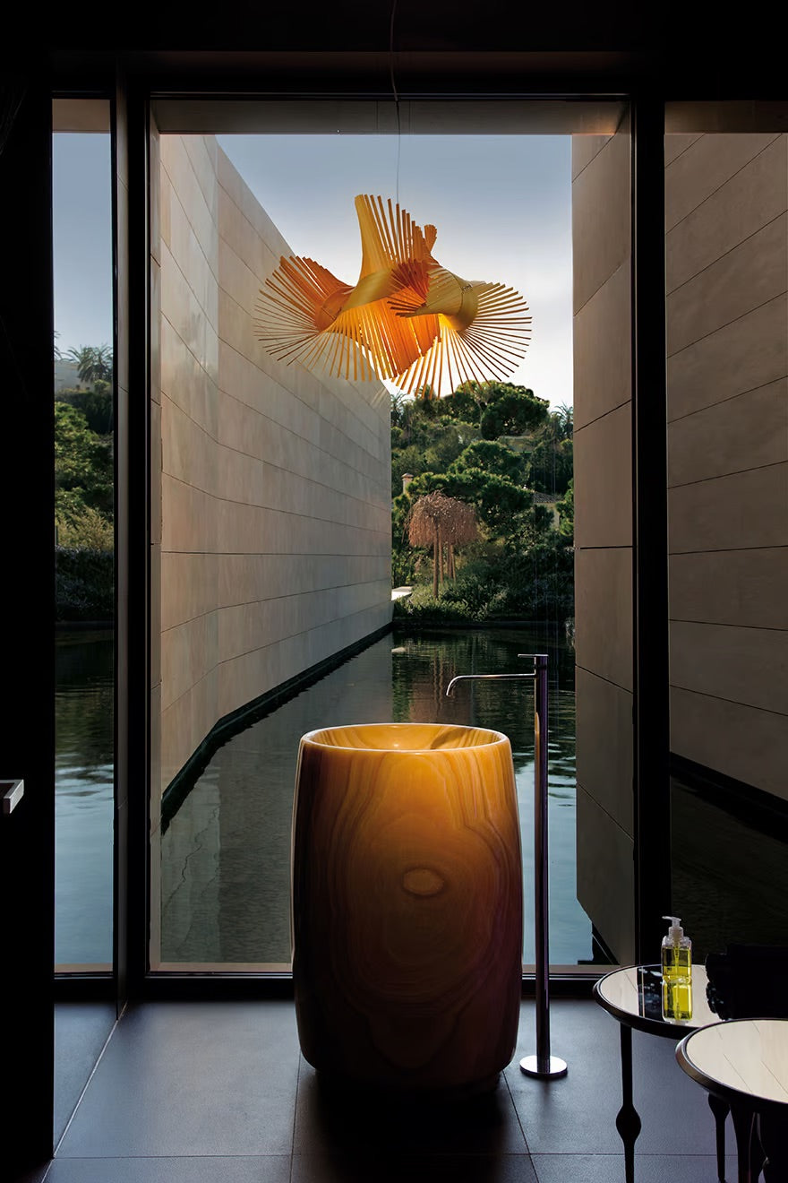 Discover the best colour temperature for bathroom vanities, from warm 3000K to neutral 4000K, with tips for flattering and functional lighting.