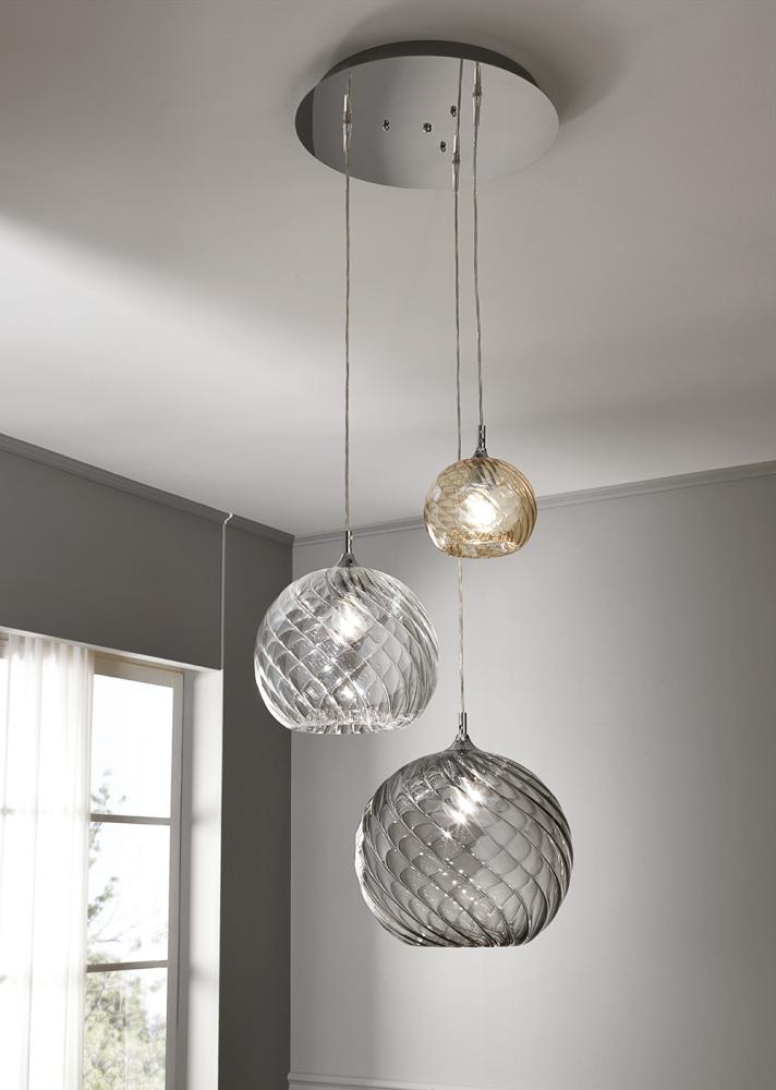 Modern sculptural pendant Parigi lamp crafted from artisan-blown glass by Cangini & Tucci.