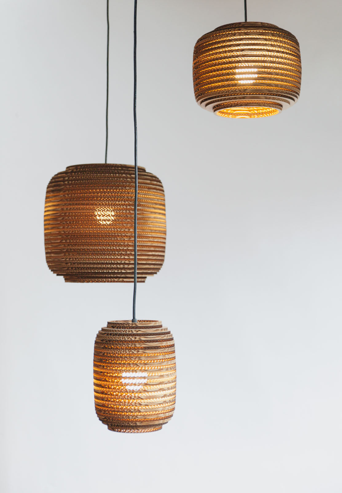 Natural brown Sustainable hanging pendant light by Scraplights, Graypants 