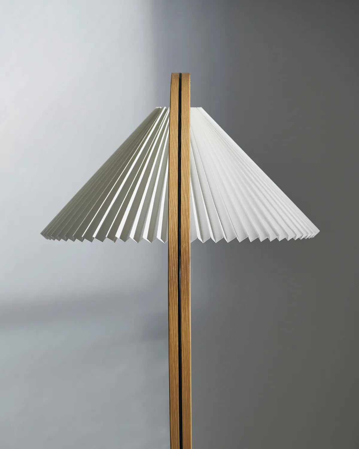 European Designer Canvas & Wood Chic floor lamp 