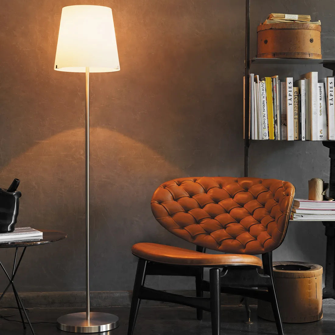 Contemporary Floor lamp, Luxury Glass lamps, Decorative lighting, Italian Lighting Brands,