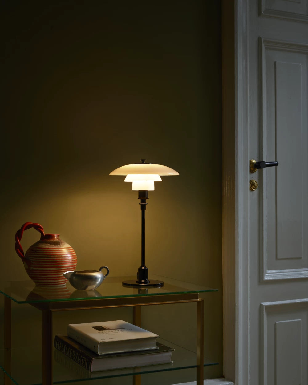 Black Small table lamp by Louis Poulsen 