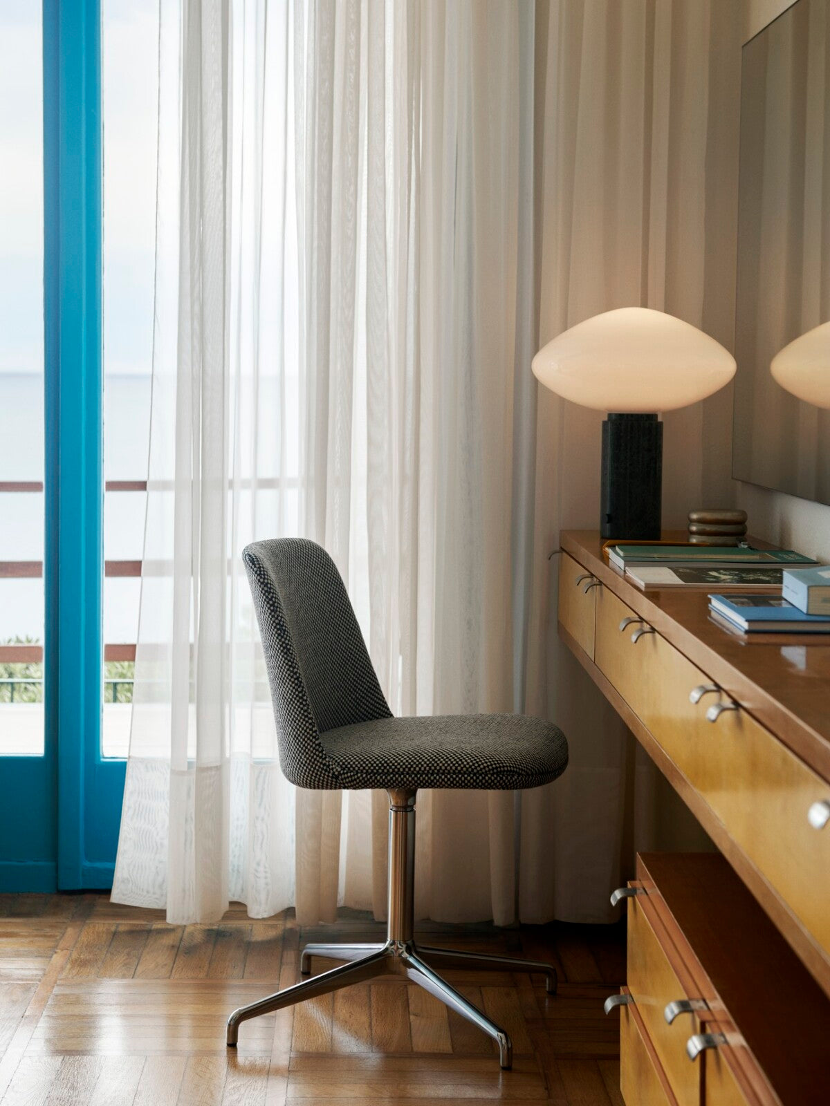 Mist Table Lamp by &Tradition – frosted glass table lamp with elegant, minimalist design, ideal for creating warm, ambient lighting in modern interiors.







