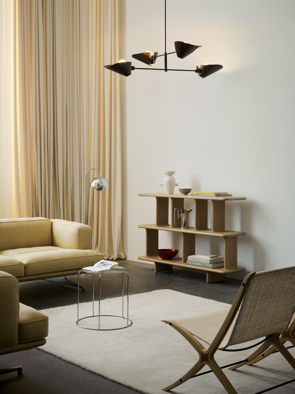 Bonnet Chandelier – elegant &Tradition lighting piece with sculptural design, perfect for luxury home décor.

