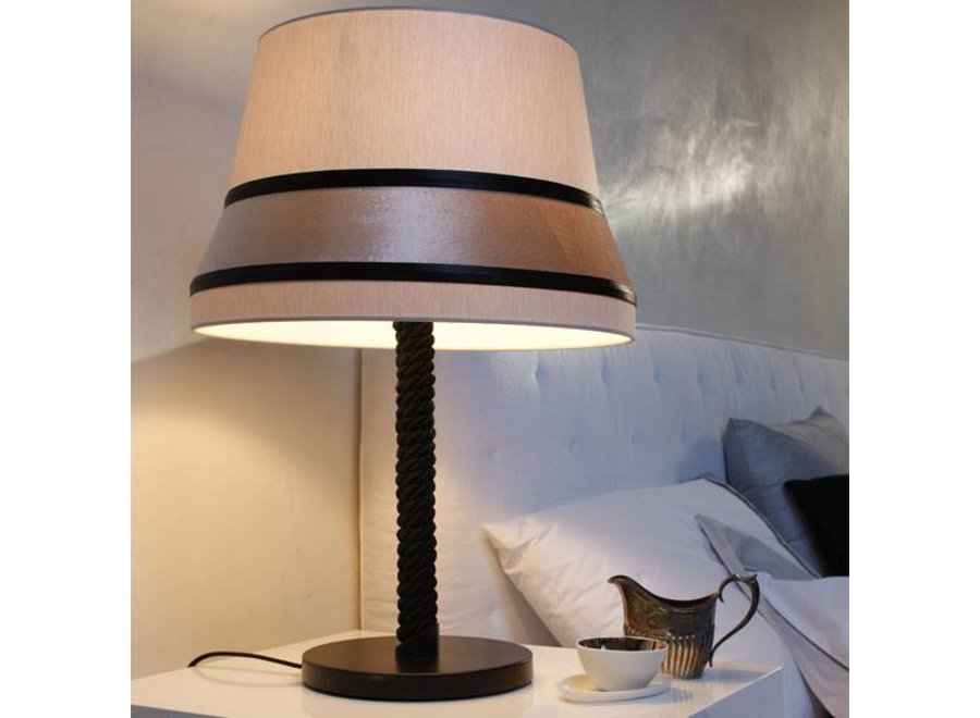 Audrey Medium Table lamp by Contardi
