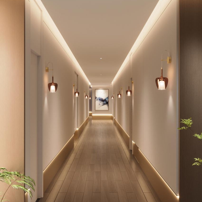 CLOS© lamp showcasing soft ambient light through handcrafted Italian glass.