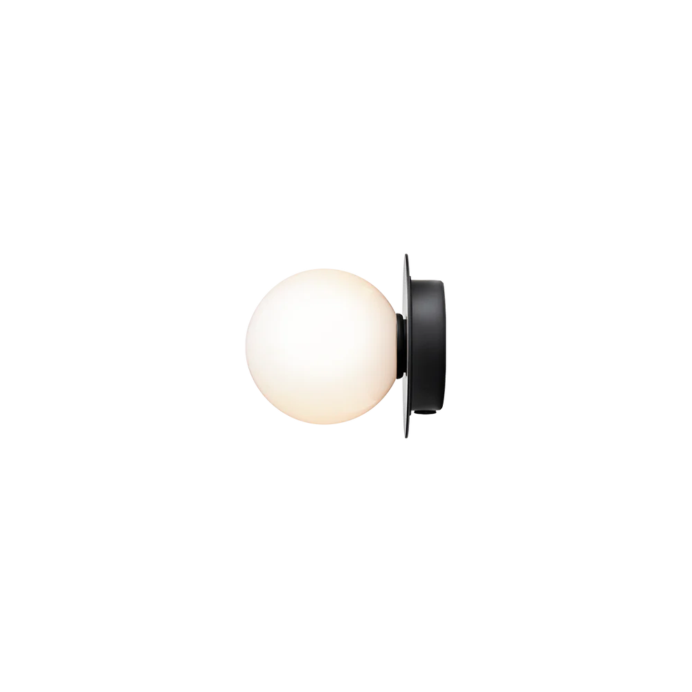 Nuura, Indoor wall Lights, Designer living room wall lights, bedroom lights, scandinavian lights, best lights online, black wall light