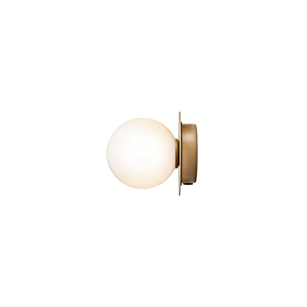 Nuura, Indoor wall Lights, Designer living room wall lights, bedroom lights, scandinavian lights, best lights online, nordic gold wall light