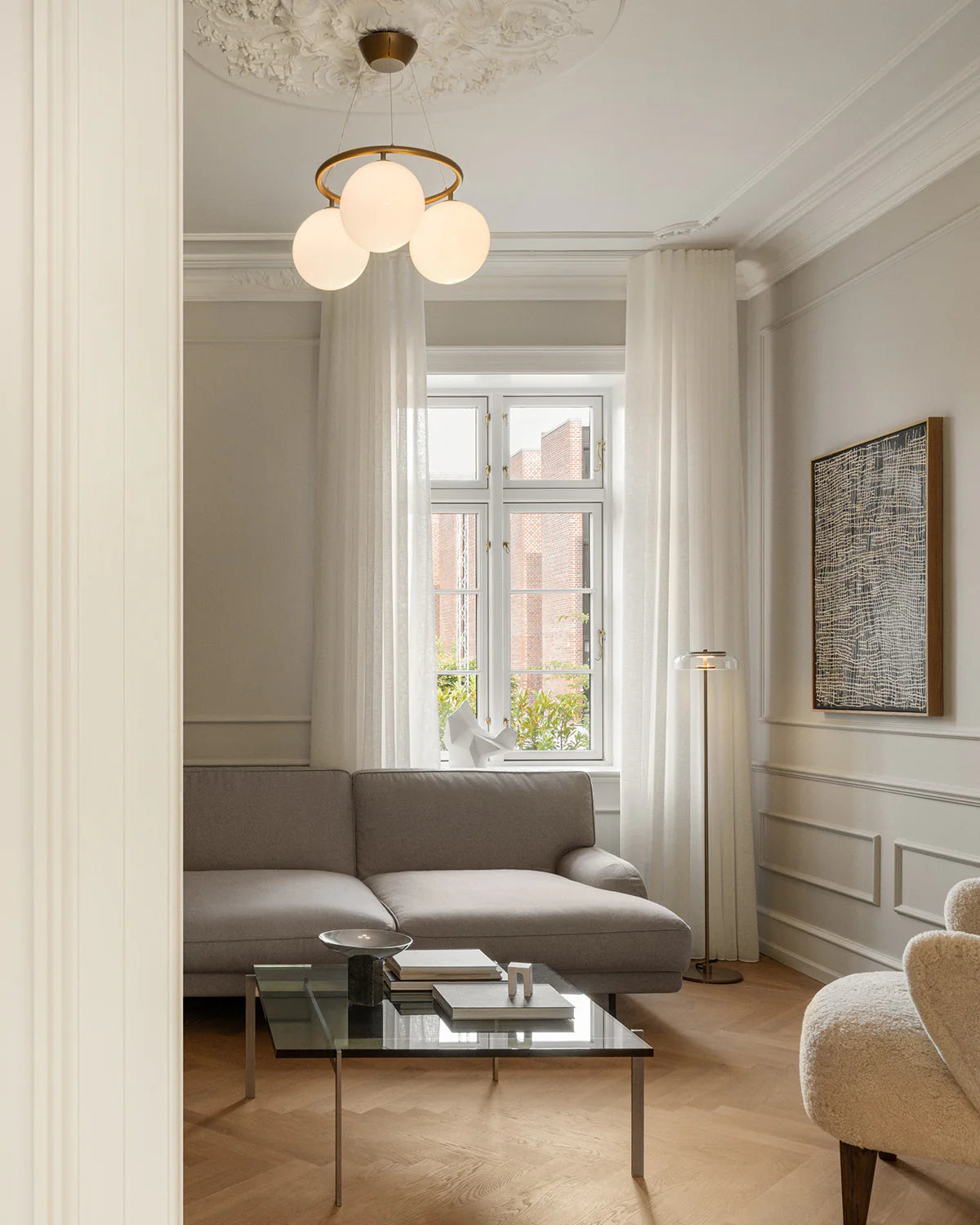 Miira 3 Circular Chandelier by Nuura