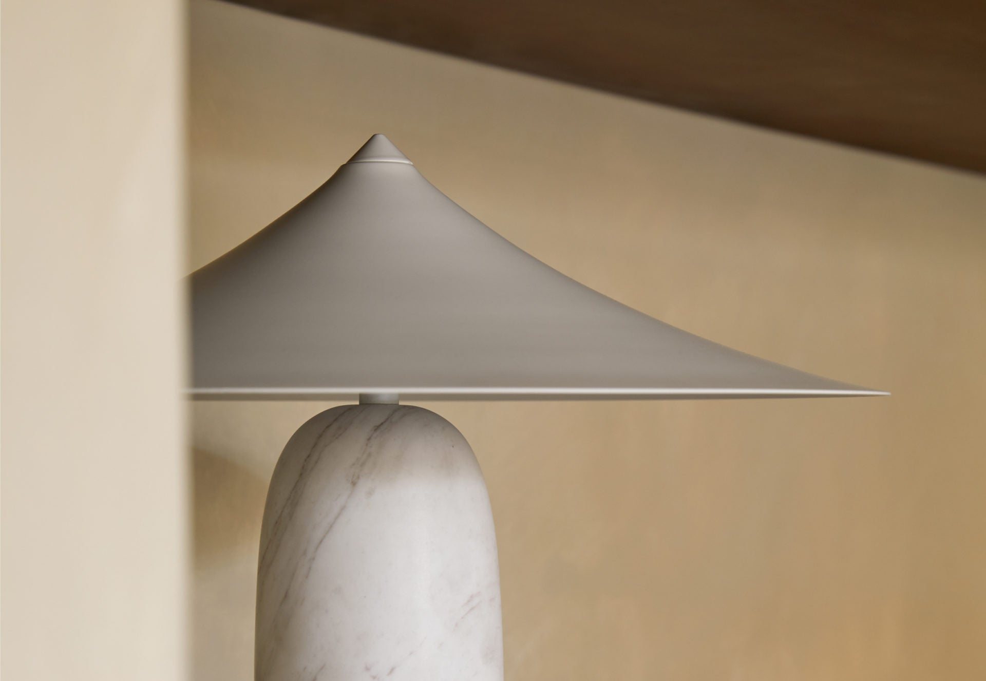Kine Table Lamp S1288 by Aromas Del Campo, modern designer table lamp with minimalist elegance for luxury contemporary interiors ✨
