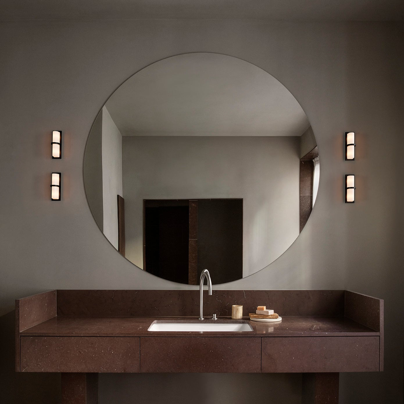 Ublo by Astep – contemporary wall and ceiling lamp with a compact circular design, soft diffused light, and timeless elegance for modern interiors.