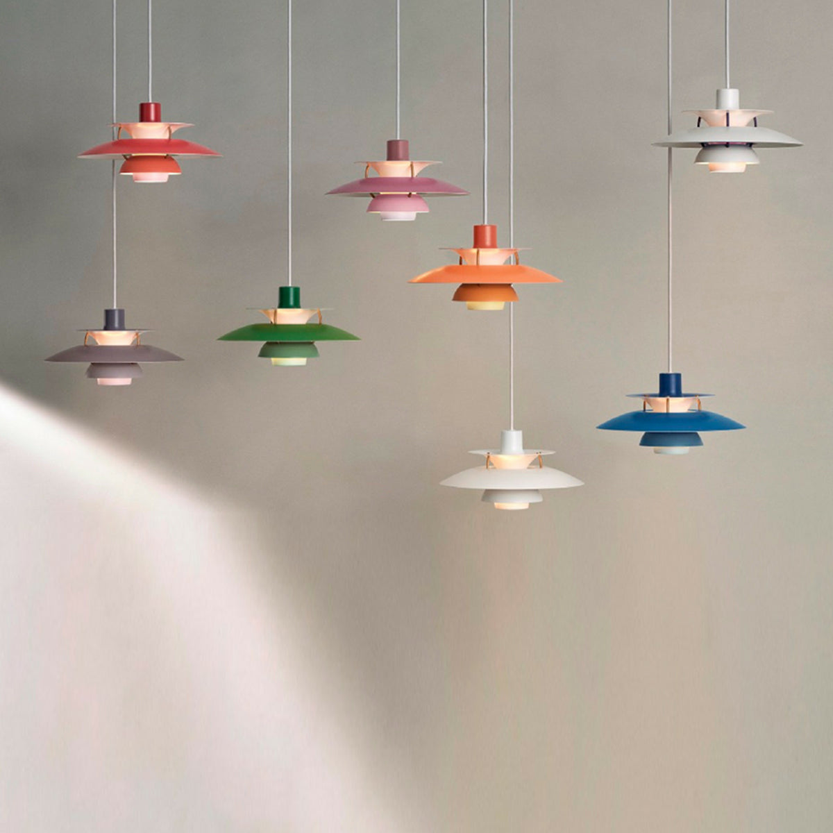 PH 5 Classic White Pendant Lamp by Louis Poulsen – Classic Lights