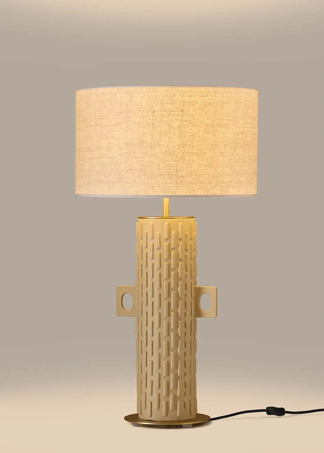 Yut table lamp by Aromas Del Campo, modern designer table light with minimalist elegance for luxury contemporary interiors ✨