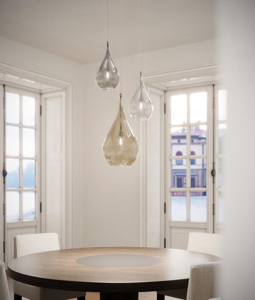 Contemporary wall lamp—LACRIMA© by Cangini & Tucci with refined teardrop silhouette.