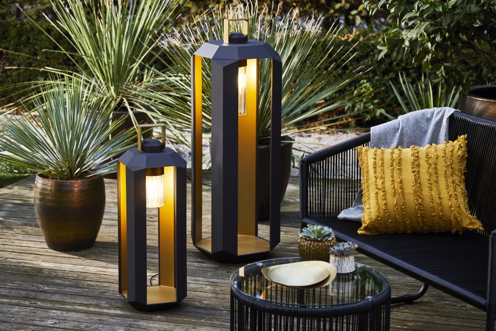 Eterior vintage modern lighting, Exterior lighting websites, modern European Lighting, Lamps online, royal lighting for home, Outdoor lighting elegant design, Designer lamps, Stylish Outdoor Floor Lamps Online Store