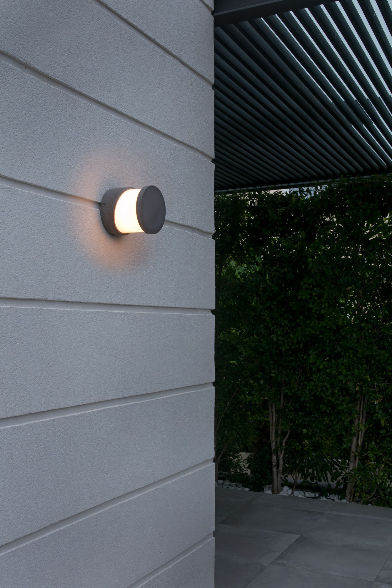 small wall lights outdoor, best lighting, top lighting brands in India, branded lights online India