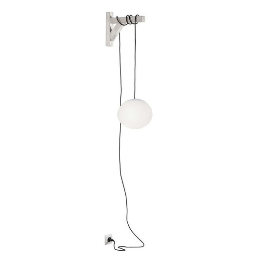 White outdoor lamp with Plug in