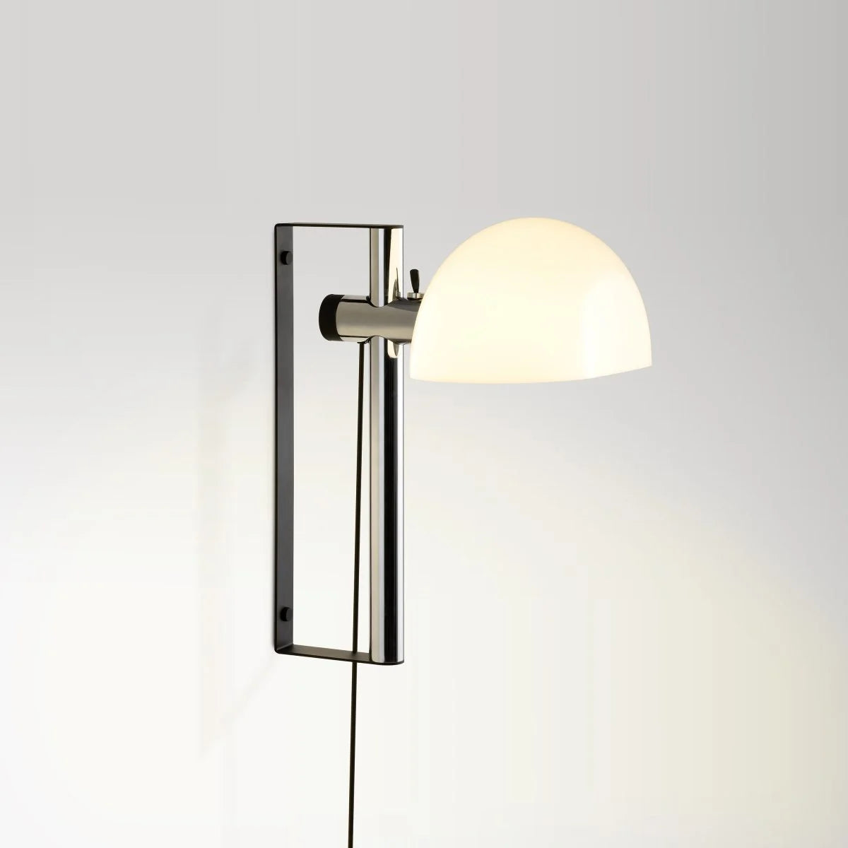 Lauro A Wall Lamp by Marset, Spanish designer wall lamp for modern interiors and luxury lighting ✨