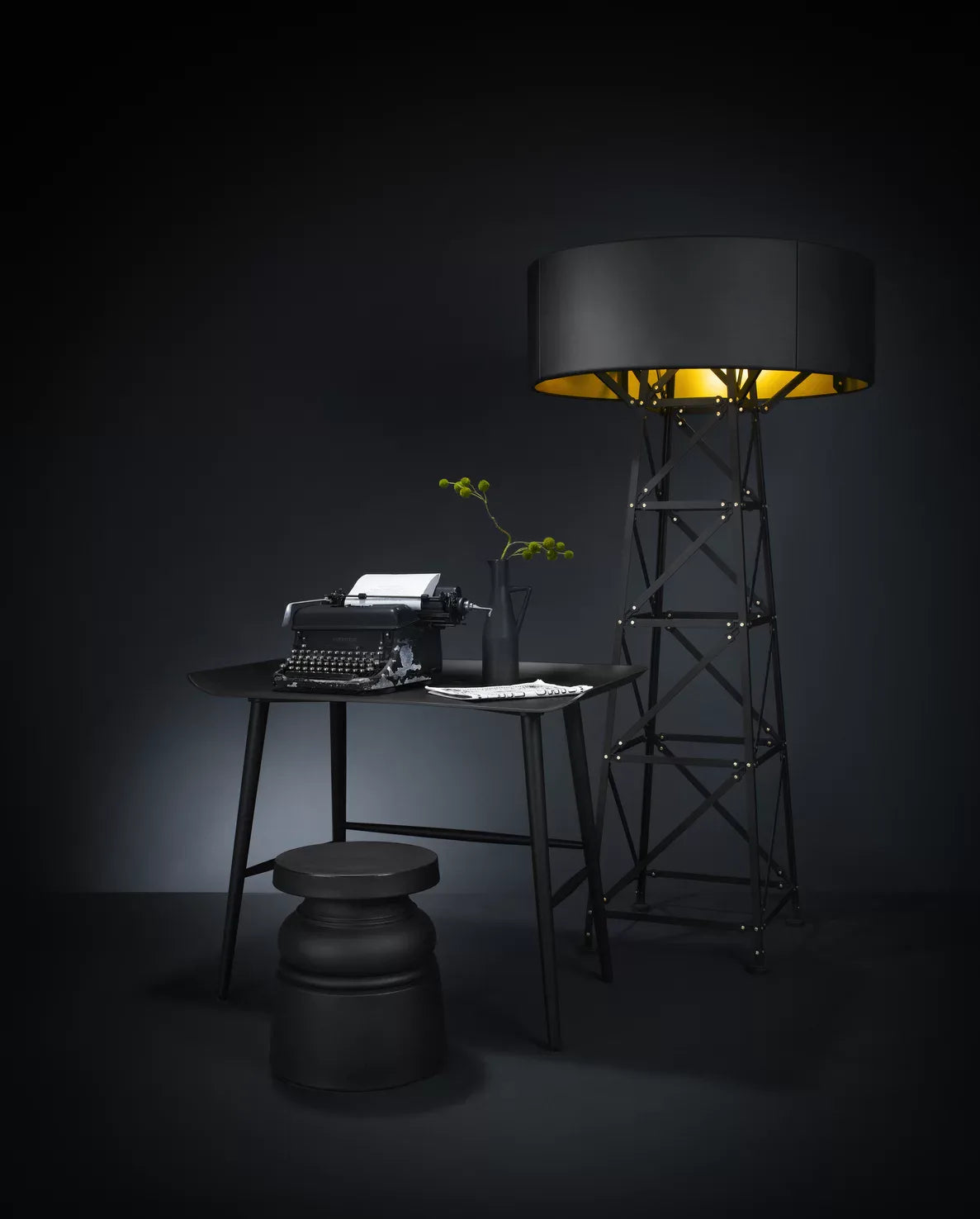 black floor lamp, best contemporary lighting, modern lighting options, contemporary lamps, modern floor lamp, sale india, best lighting company india