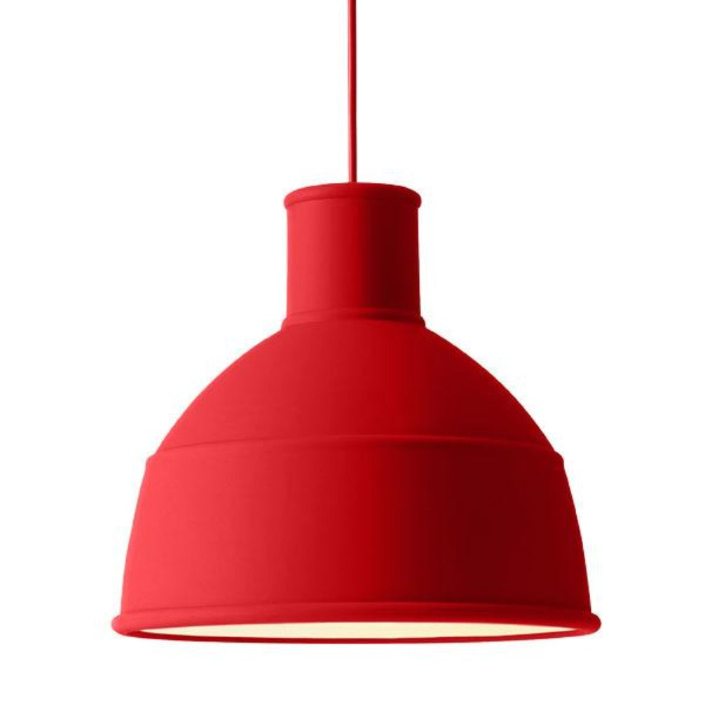 A quirky take on the industrial pendant lampshade, the Unfold Pendant Lamp is affordable and useful in any home or professional space. Made of soft silicon rubber, the pendant is available in a wide range of colours to brighten any room.