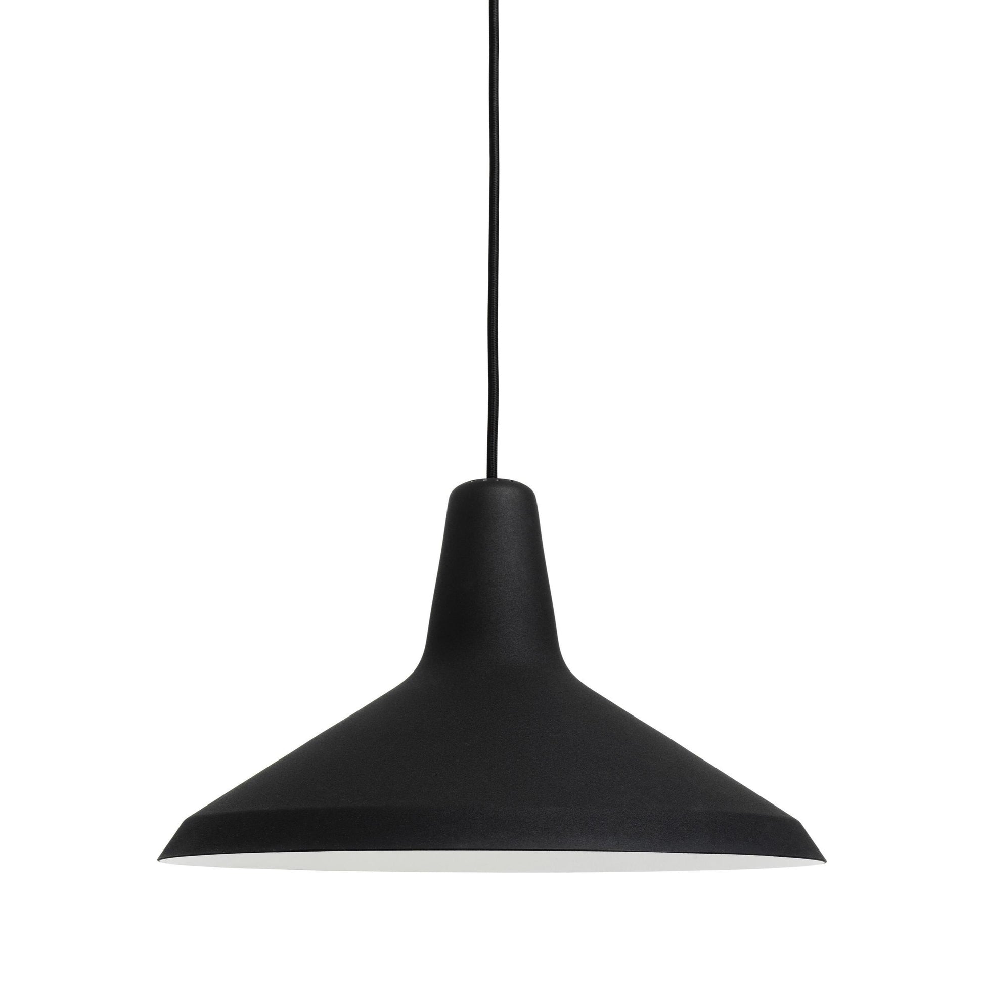 black pendant light gubi